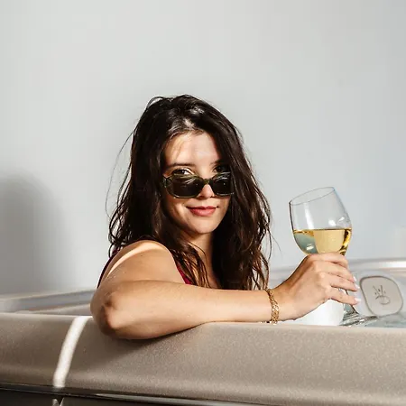 Willa Thalelion 3 Bedroom With Private Pool And Jacuzzi Agios Thaleleos