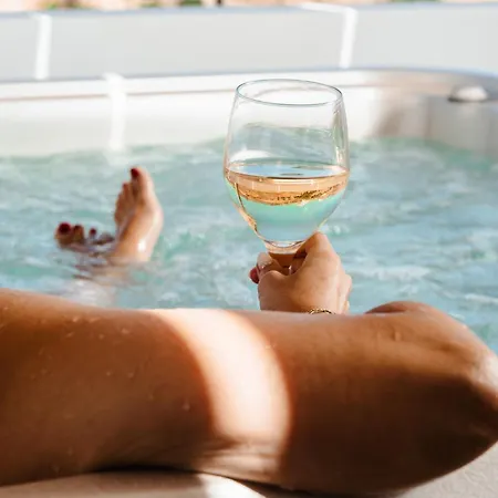 Villa Thalelion 3 Bedroom With Private Pool And Jacuzzi