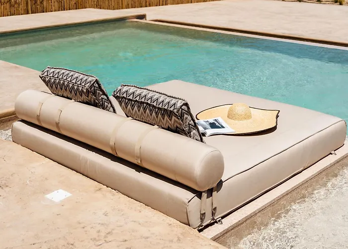 Thalelion 3 Bedroom With Private Pool And Jacuzzi Villa *