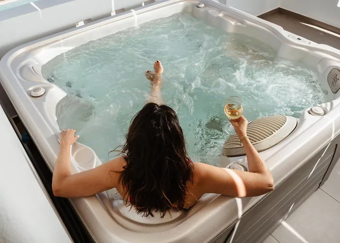 Thalelion 3 Bedroom With Private Pool And Jacuzzi Agios Thaleleos